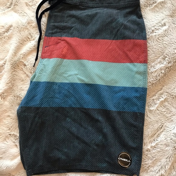 O’Neill Board Shorts - Picture 2 of 4